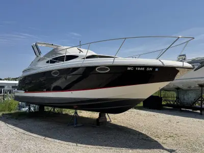 2004 Regal 3060
