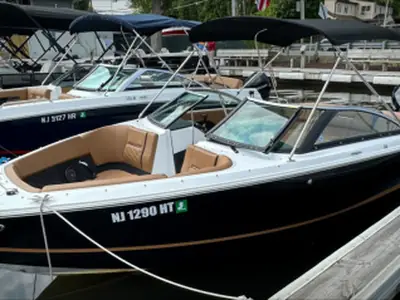 2022 Four Winns H2 OB