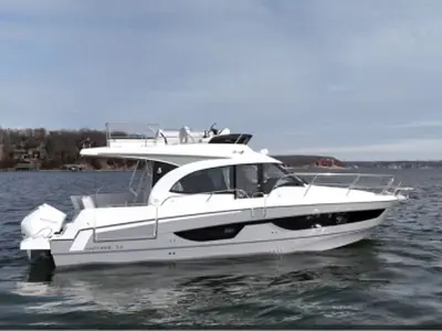 Beneteau Antares 8