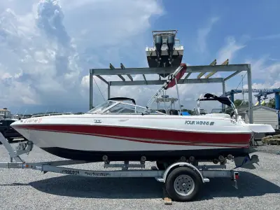 2004 Four Winns HORIZON 200