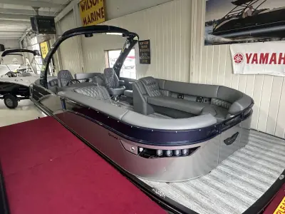 Bennington Pontoons 25 RXFBA