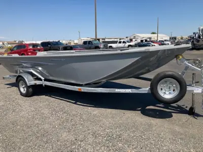 2024 Smoker-Craft 1866 PRO SPORTSMAN