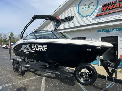2025 Chaparral 21 SURF
