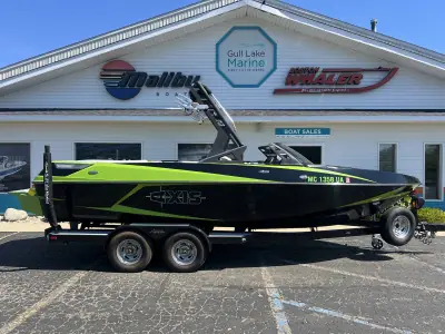 2016 Axis Wake Research T22