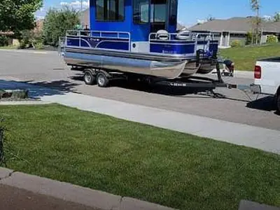 Lowe SF 214