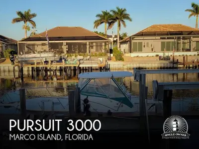 1995 Pursuit 3000 OFFSHORE EXPRESS