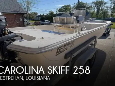 2015 Carolina Skiff 258