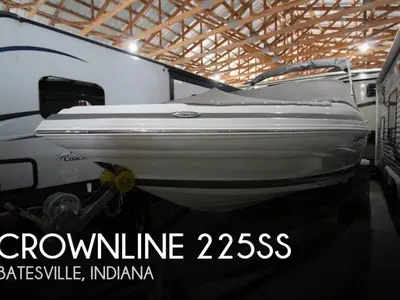 2019 Crownline 225 SS
