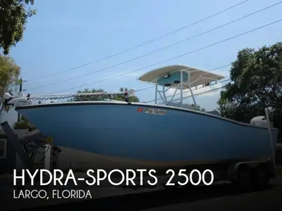 Hydra-Sports 2500 CENTER CONSOLE