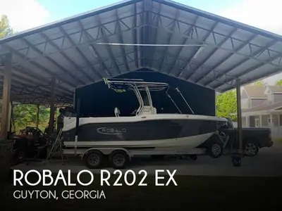 Robalo R202 EX