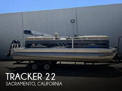 2021 Sun Tracker PARTY BARGE 22 XP3