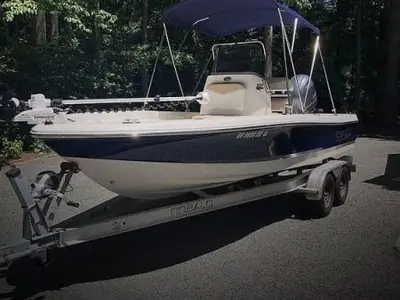 2019 Robalo 206 CAYMAN