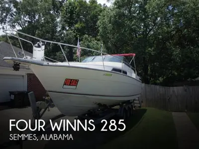 1992 Four Winns 285 EXPRESS CRUISER