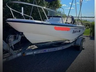 Boston Whaler 160