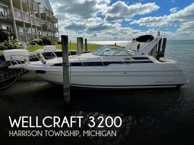 1995 Wellcraft Corp MARTINIQUE 3200