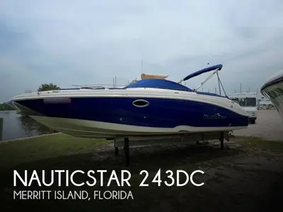 2020 Nautic Star 243 DC