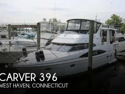 Carver 396 MOTOR YACHT