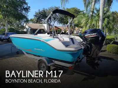 2022 Bayliner Corp M17