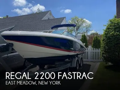 2009 Regal 2200