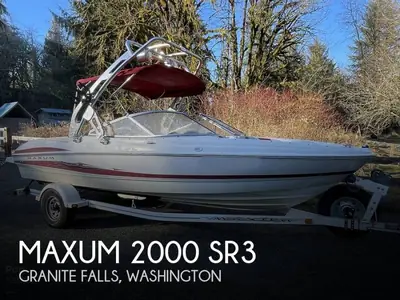 Maxum 2000