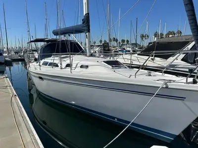 2004 Catalina 350