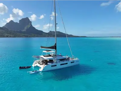 2019 Lagoon / Groupe Beneteau 50