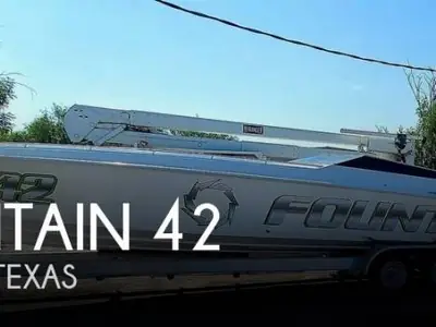 Fountain Powerboats 42 LIGHTNING
