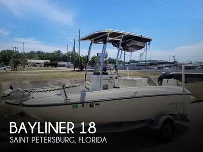 2018 Bayliner Element F18