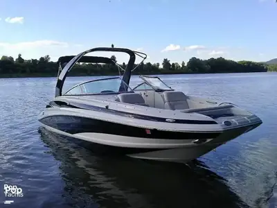 Crownline Eclipse E4