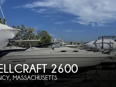 2000 Wellcraft Corp MARTINIQUE 2600