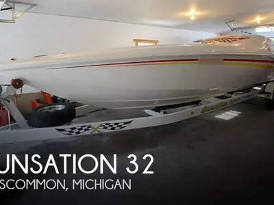 2000 Sunsation Powerboats 32 Dominator