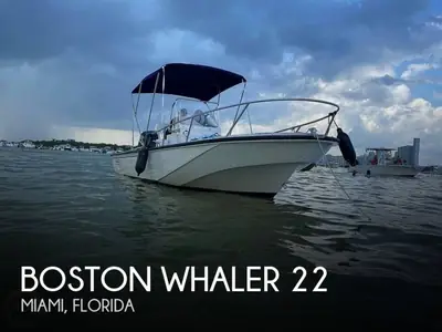 Boston Whaler 22