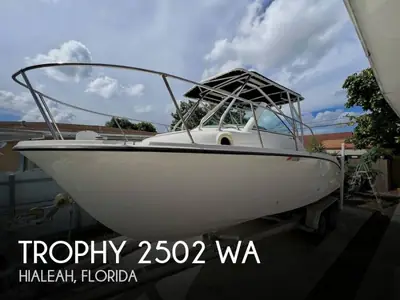 2004 Trophy 2502 WA
