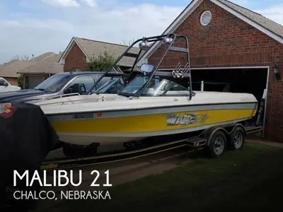 2001 Malibu Wakesetter 21 VLX