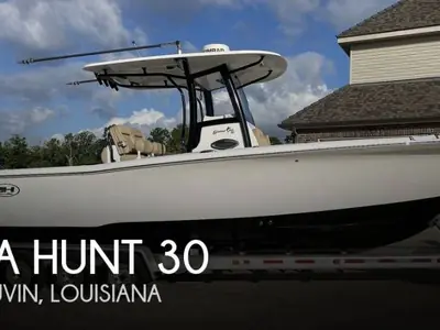 2018 Sea Hunt GAMEFISH 30