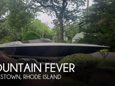 1993 Fountain Powerboats 27 FEVER
