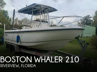 2001 Boston Whaler 210