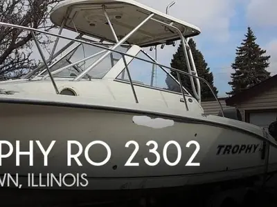 Trophy 2302 WA