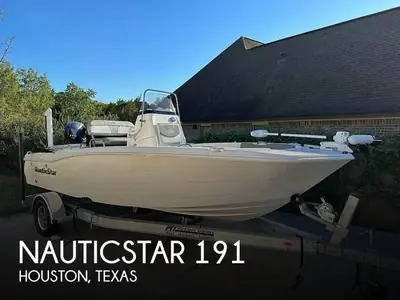 NauticStar 191 HYBRID