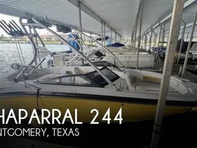 Chaparral SUNESTA 244 XTREME