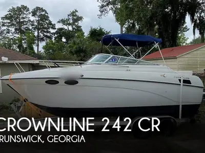 Crownline 242 CR