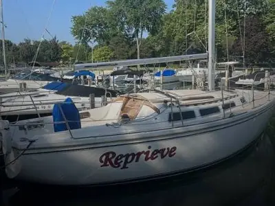 Catalina CAPRI 30