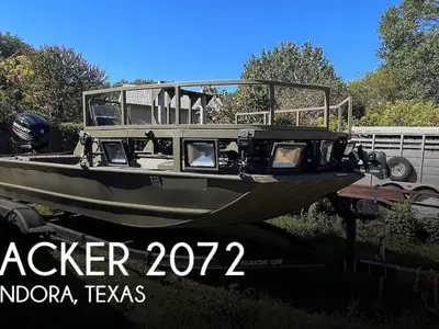 Tracker GRIZZLY 2072 MVX CC
