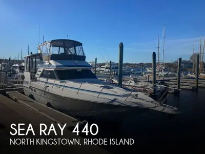 Sea Ray 440 AFT CABIN