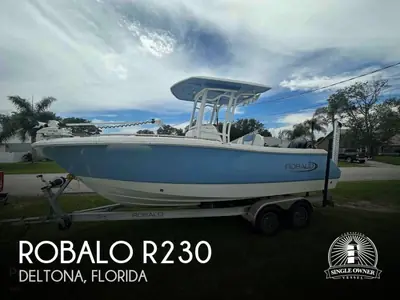 2022 Robalo R230