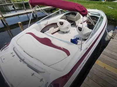 2005 Crownline 202 BR