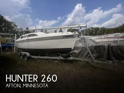 1999 Hunter 260