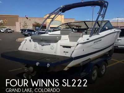 Four Winns SL222