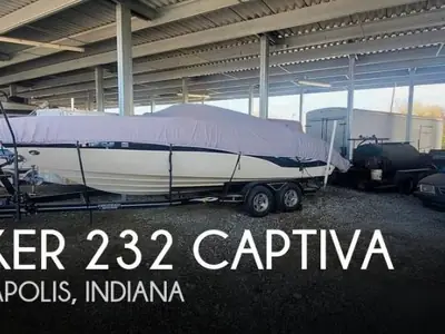 2003 Rinker 232 CAPTIVA