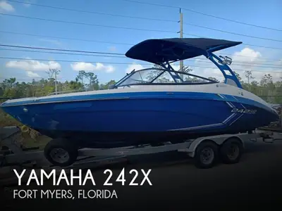 2019 Yamaha 242X